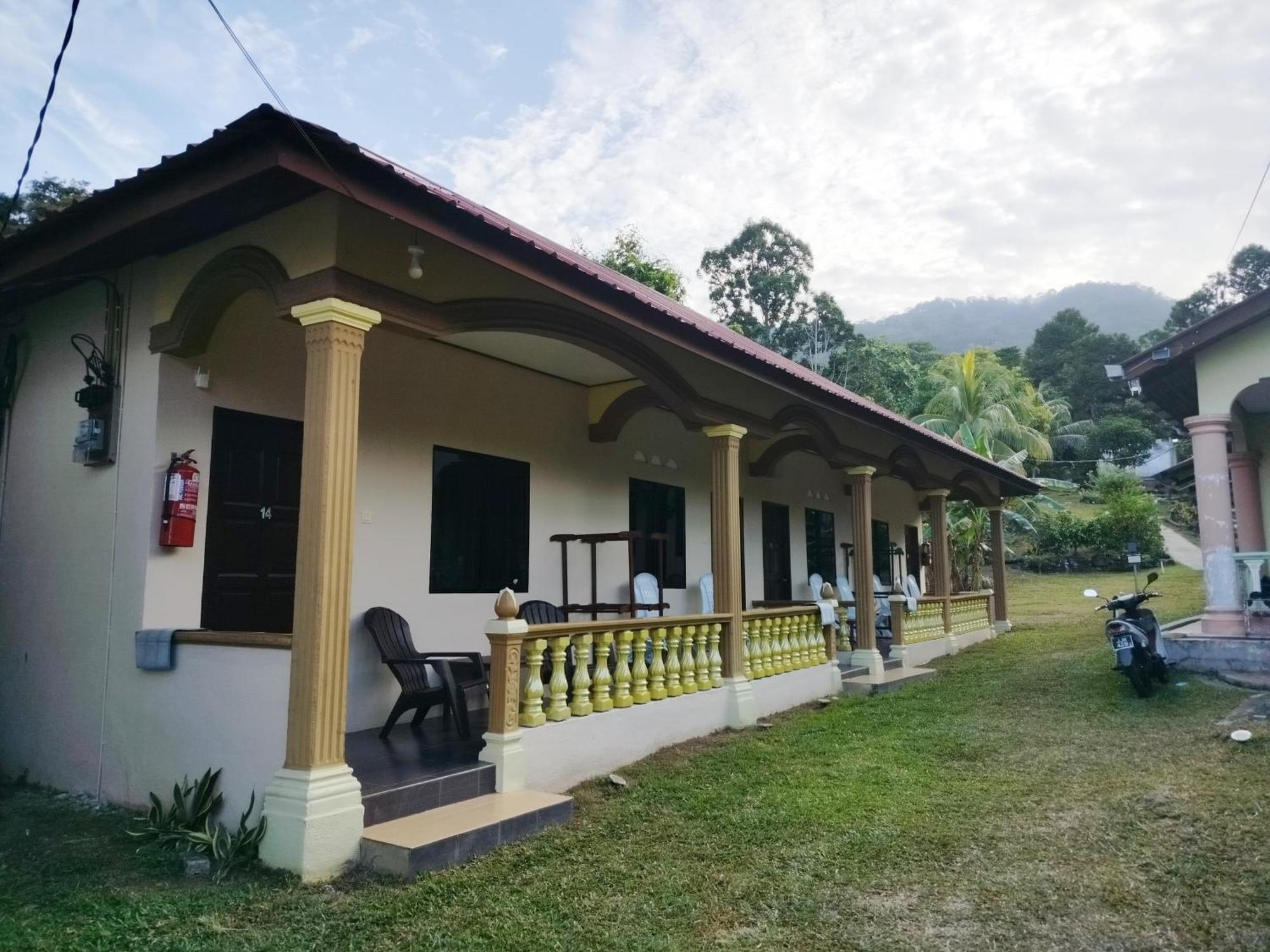 Villa Restu Chalet à Kampong Ayer Batang Extérieur photo