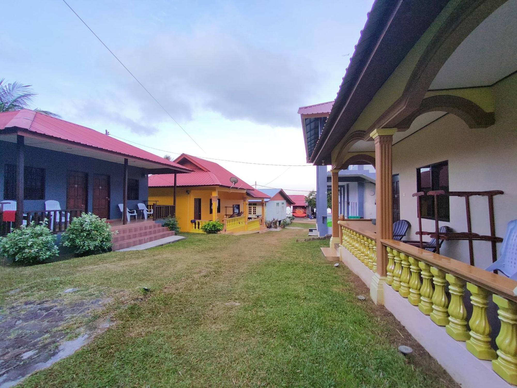 Villa Restu Chalet à Kampong Ayer Batang Extérieur photo