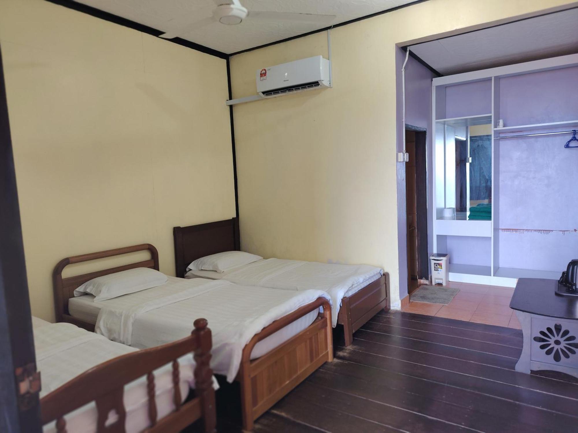Restu Chalet Kampong Ayer Batang Extérieur photo